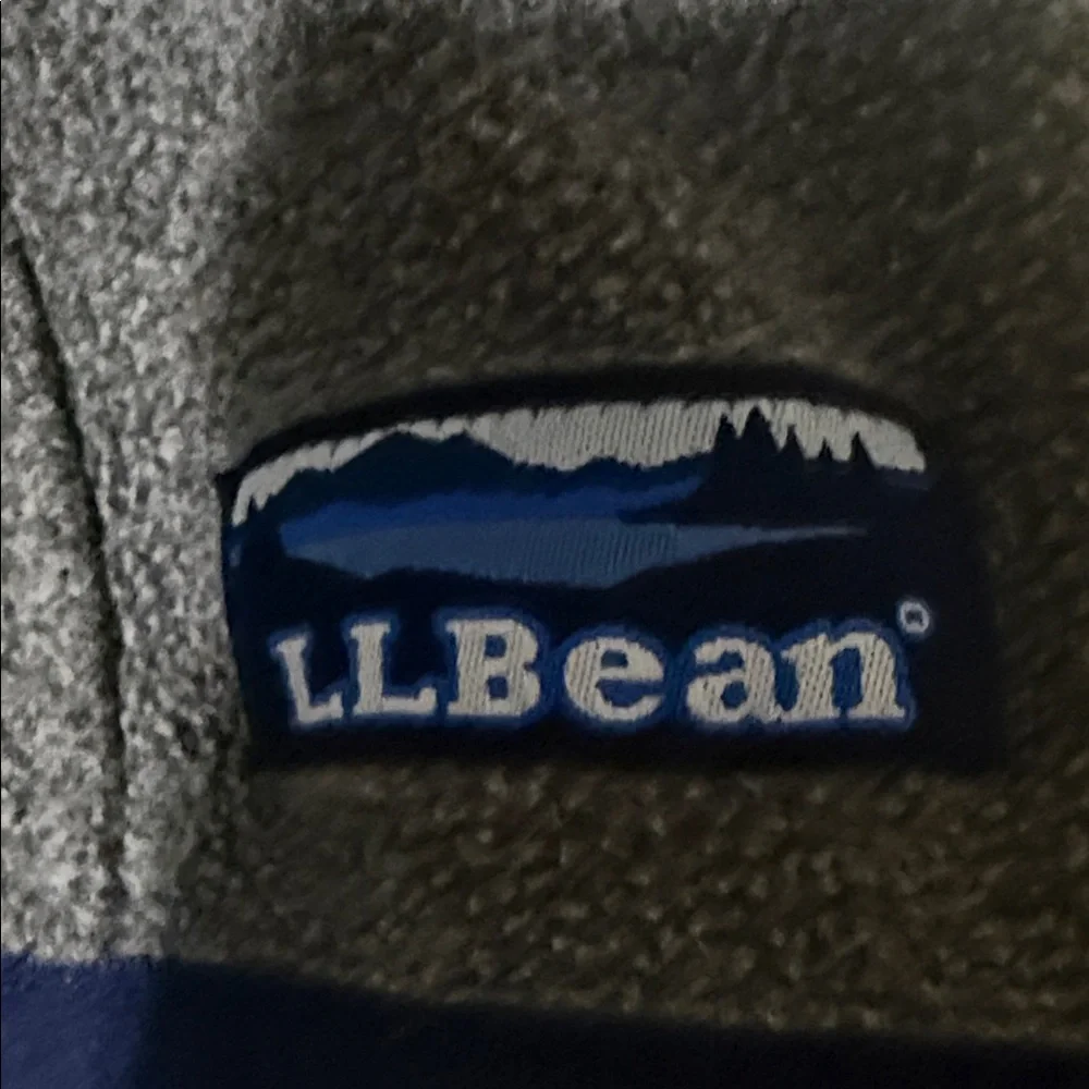 L.L. Bean Women’s Gray Quarter-Zip Fleece Pullover – Size Medium - Picture 8 of 8